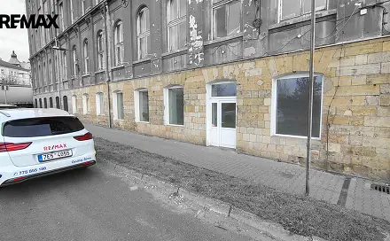 Pronájem obchodních prostor 110 m², Benešovská, Děčín - Děčín II-Nové Město