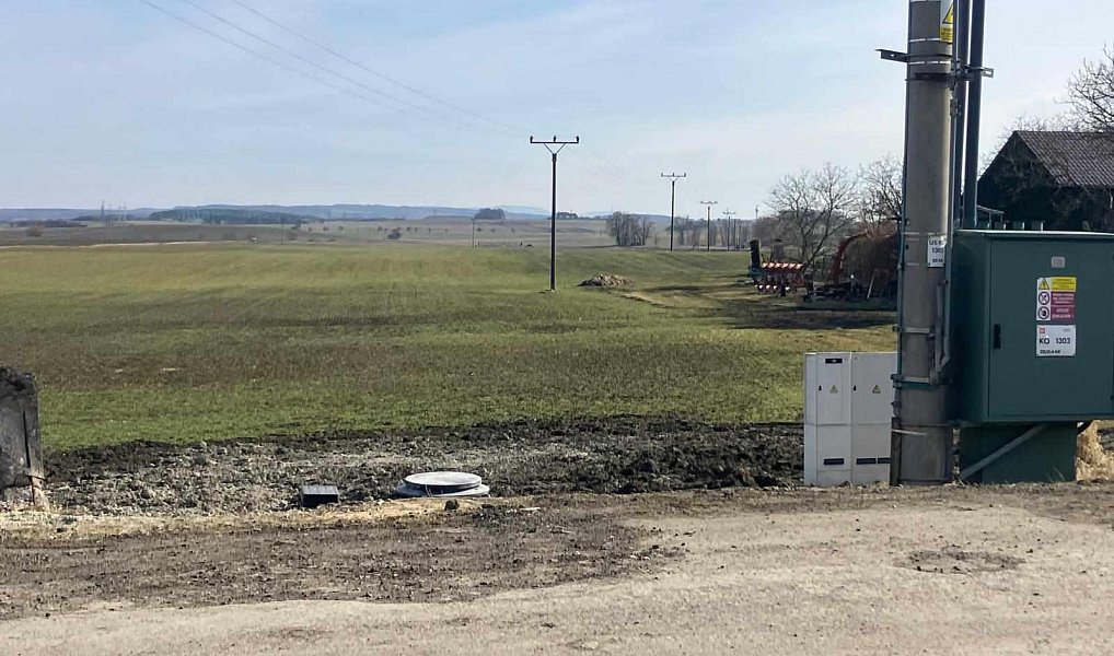 Prodej stavebního pozemku 6 779 m², Bělušice – náhled fotky 4