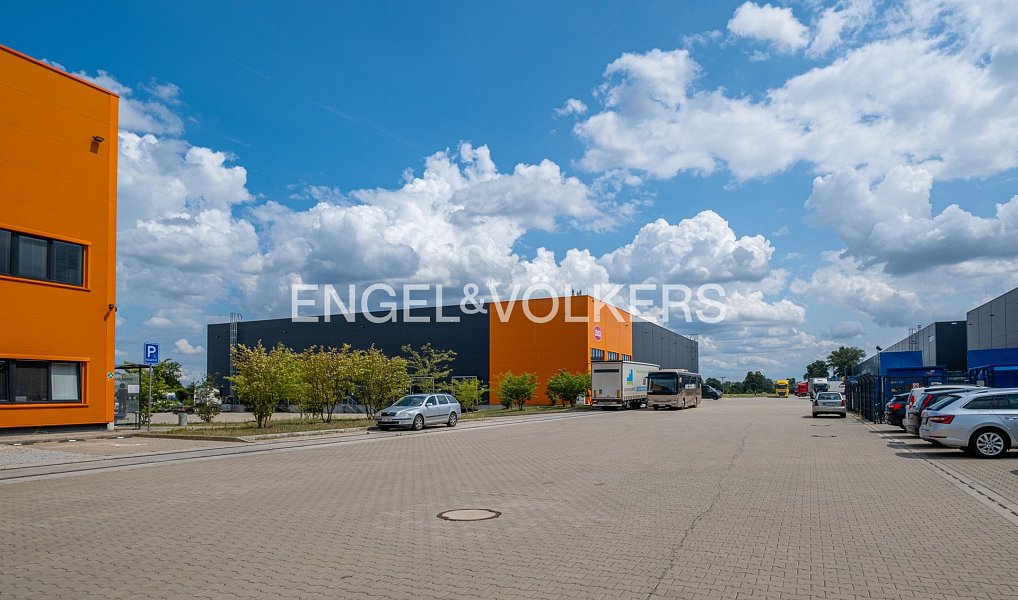 Pronájem skladovacích prostor 1 080 m², Zápy – náhled fotky 3