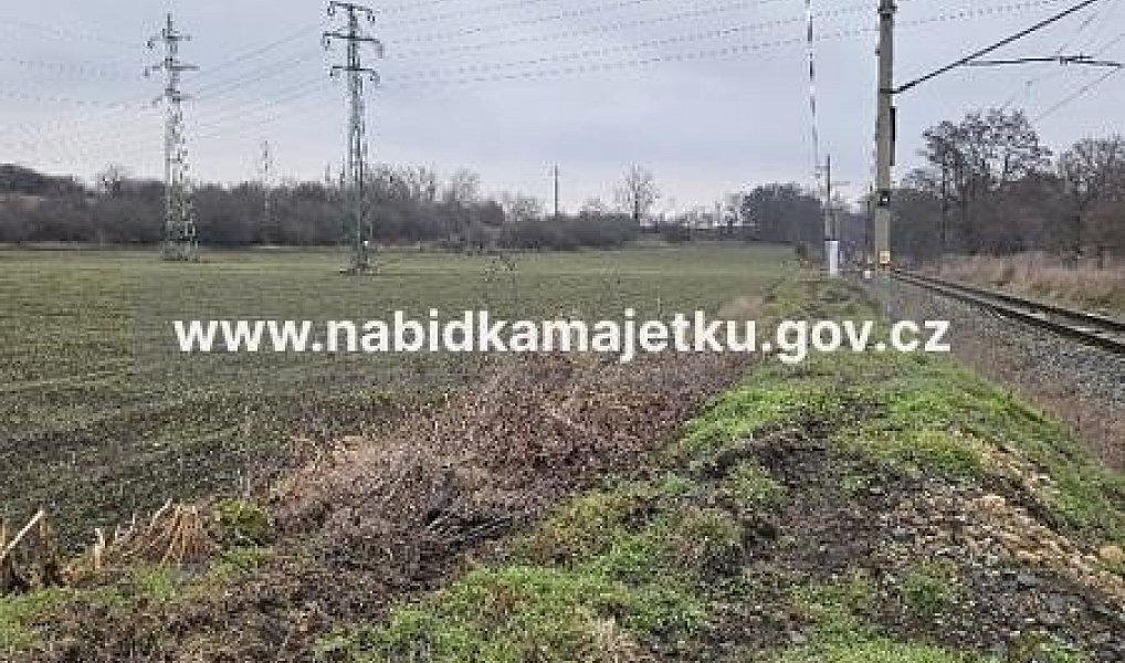 Prodej pozemku, 2391 m², Louny, Lišany