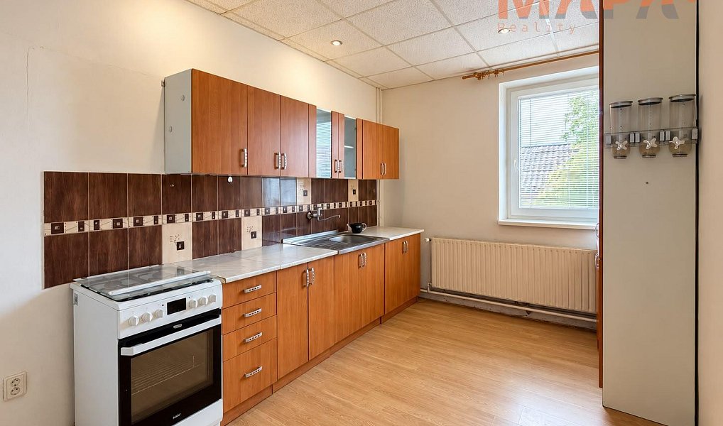 Prodej domu 306 m² s pozemkem 697 m², Jirkov – náhled fotky 7