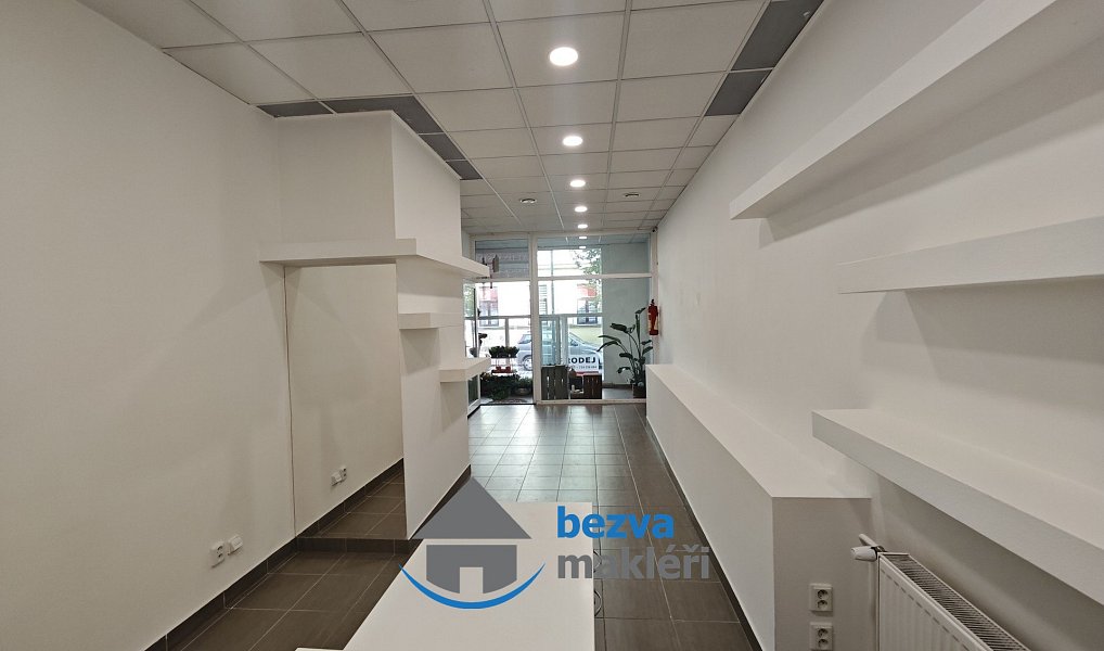 Pronájem obchodních prostor 63 m², Pardubice – náhled fotky 3