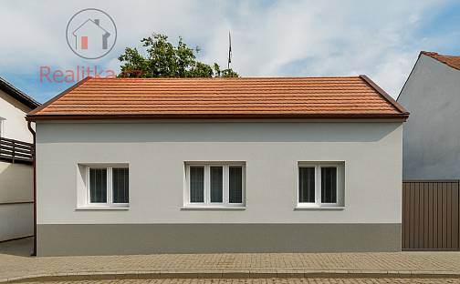 Prodej domu 80 m² s pozemkem 341 m², Lužická, Mělník