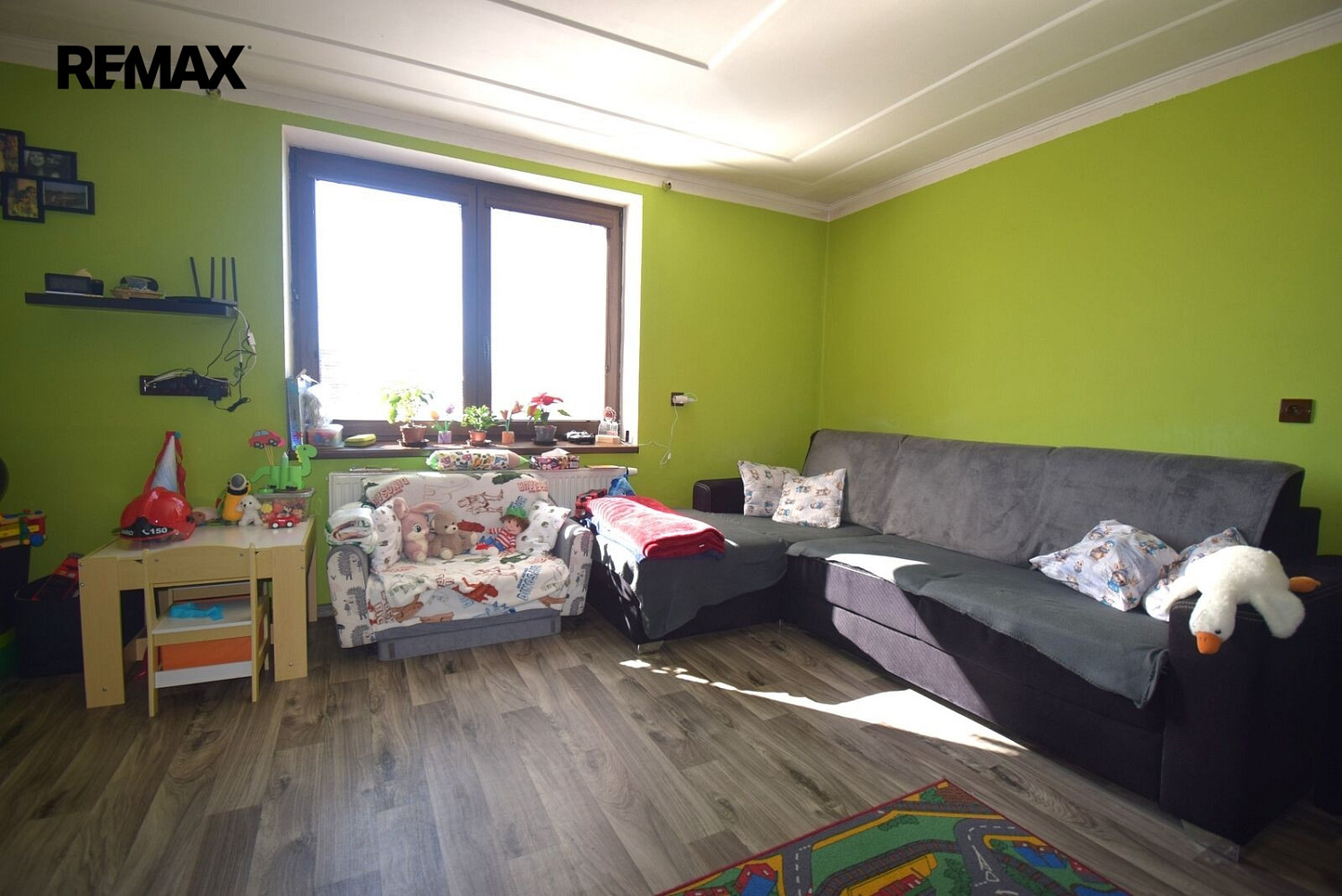 Prodej domu 208 m² s pozemkem 1 221 m² – fotografie 3