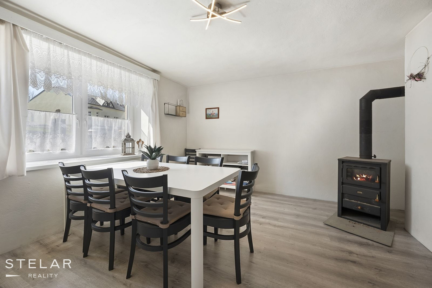 Prodej ubytovacího objektu 220 m² – fotografie 3