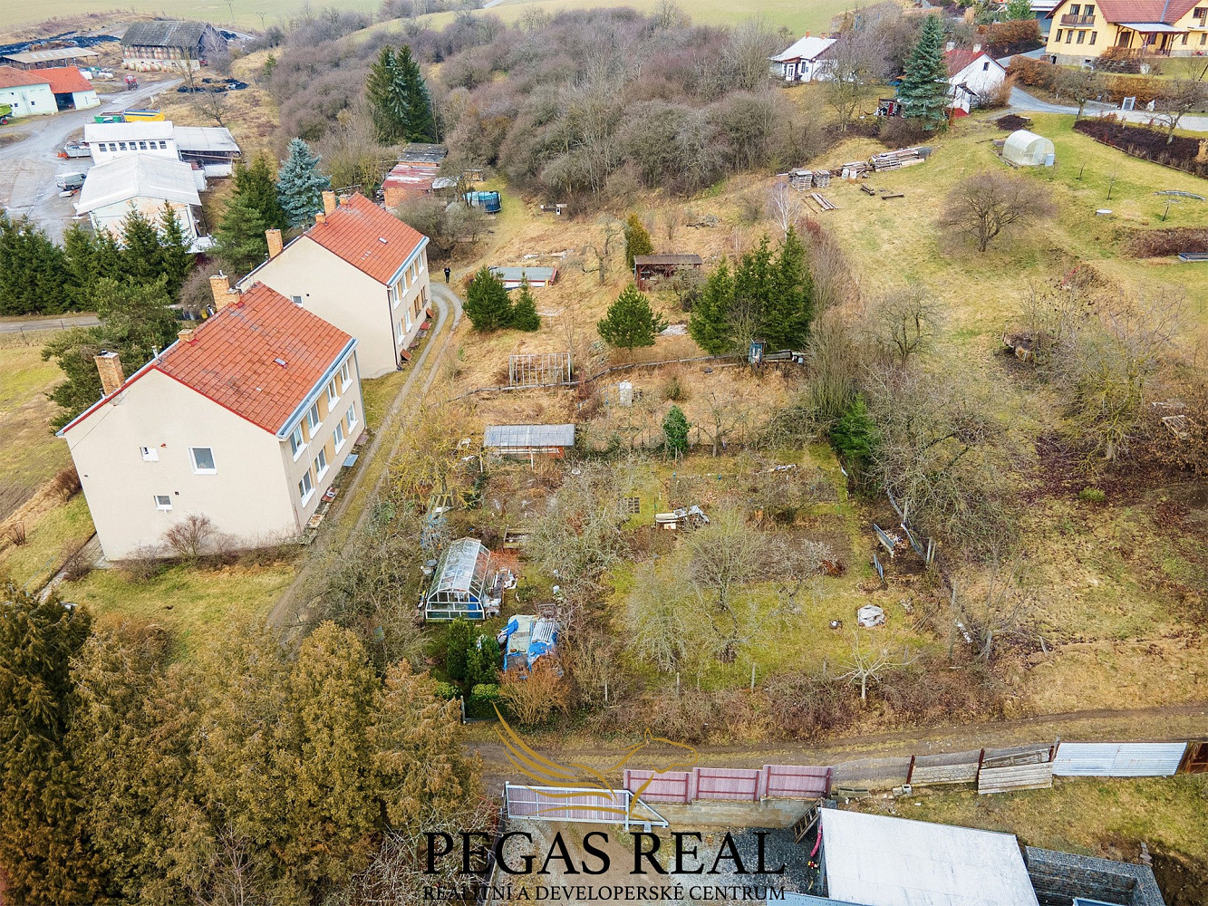 Prodej stavebního pozemku 1 008 m² – fotografie 5