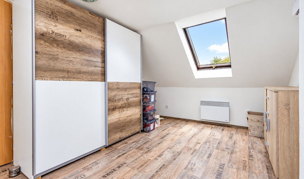 Prodej domu 106 m² s pozemkem 1 081 m², Modlany – náhled fotky 13