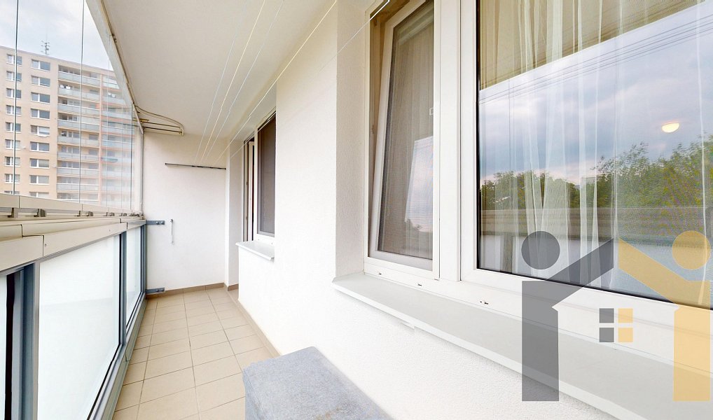 Prodej bytu 3+1 80 m², Praha – náhled fotky 13