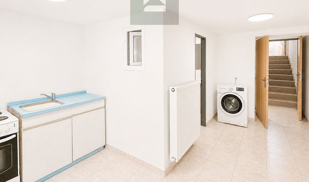 Prodej domu 200 m² s pozemkem 296 m², Plzeň – náhled fotky 15