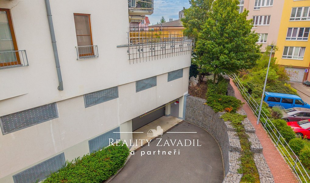 Prodej garážového stání 13 m2, Praha - Kyje, Praha – náhled fotky 19