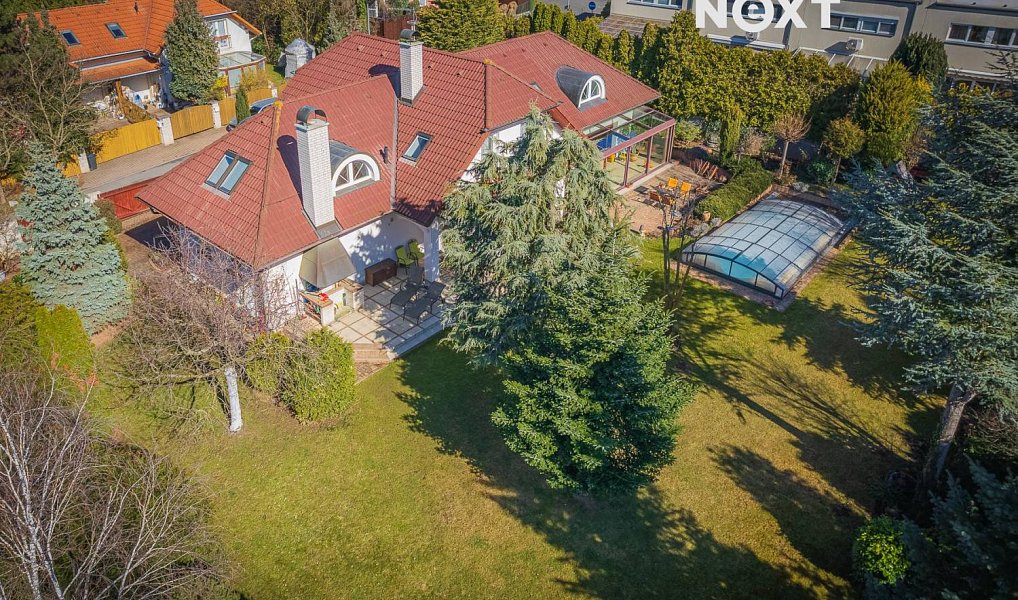 Prodej domu 420 m² s pozemkem 1 542 m², Praha – náhled fotky 6