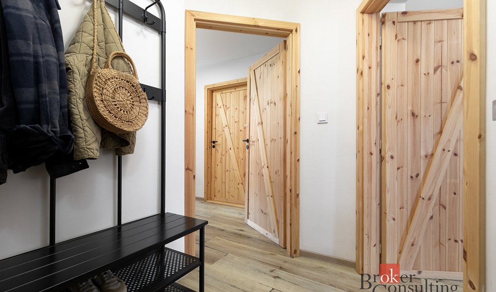 Prodej bytu 4+kk 100 m², Opava – náhled fotky 21