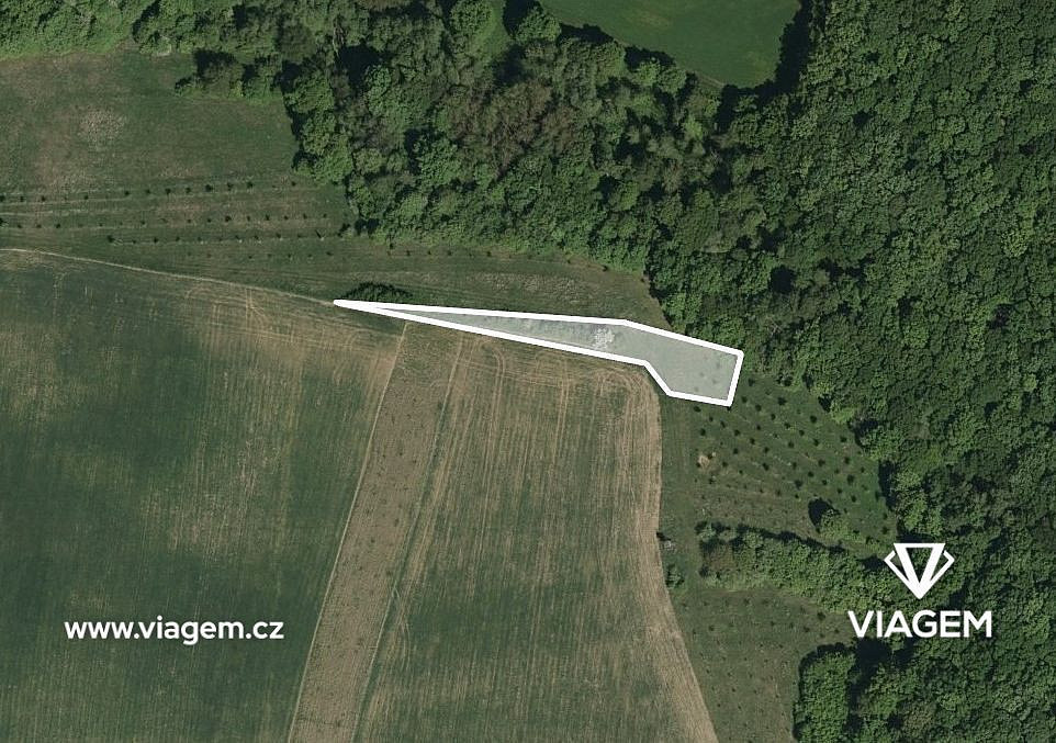 Prodej pole 688 m²