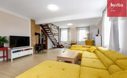Prodej bytu 5+kk 117 m², Hlubčická, Krnov - Pod Bezručovým vrchem, okres Bruntál