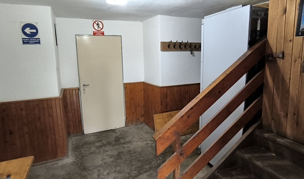Prodej domu 321 m² s pozemkem 3 298 m², Okrouhlá – náhled fotky 7