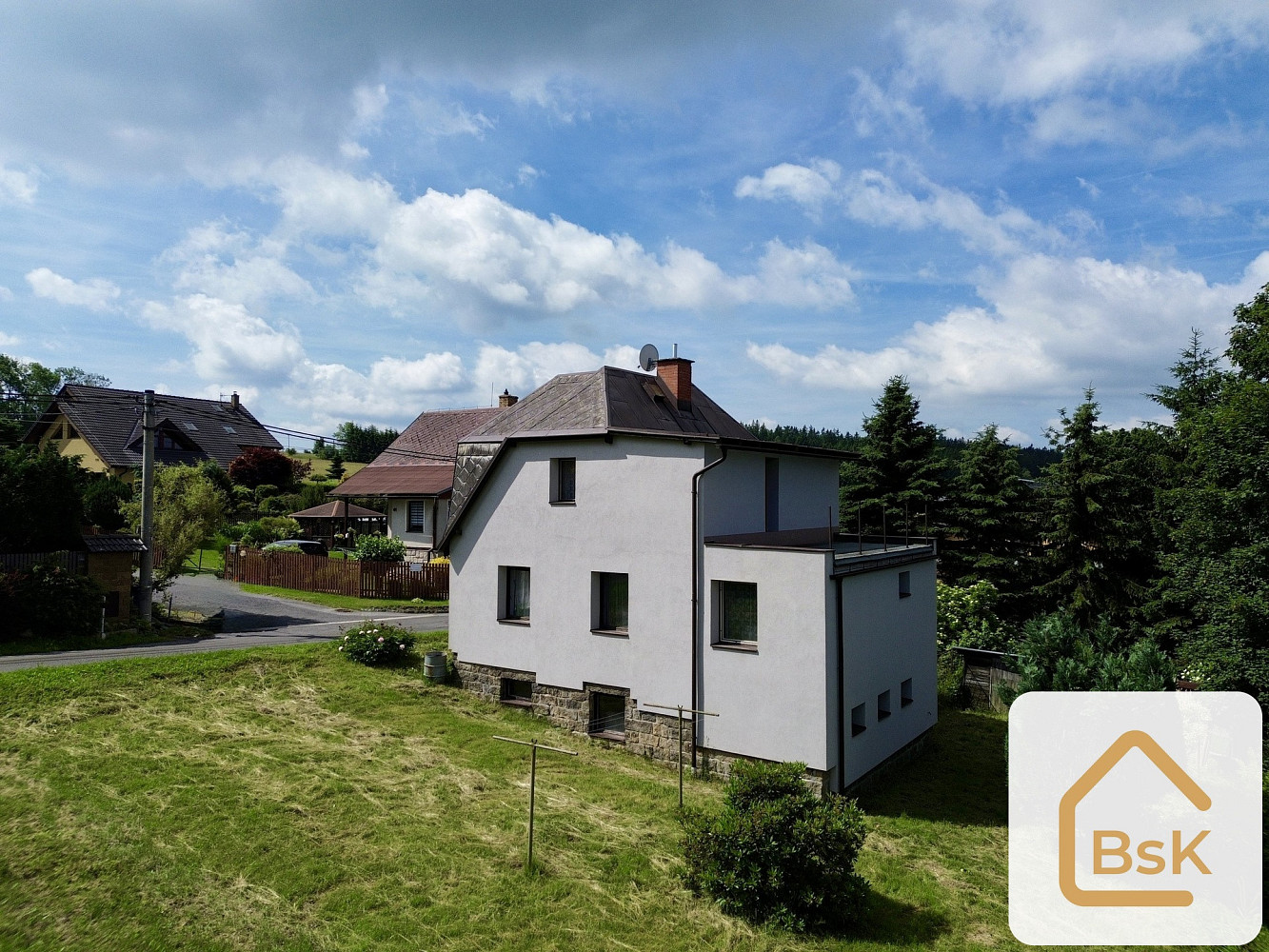 Prodej domu 165 m² s pozemkem 1 175 m² – fotografie 2