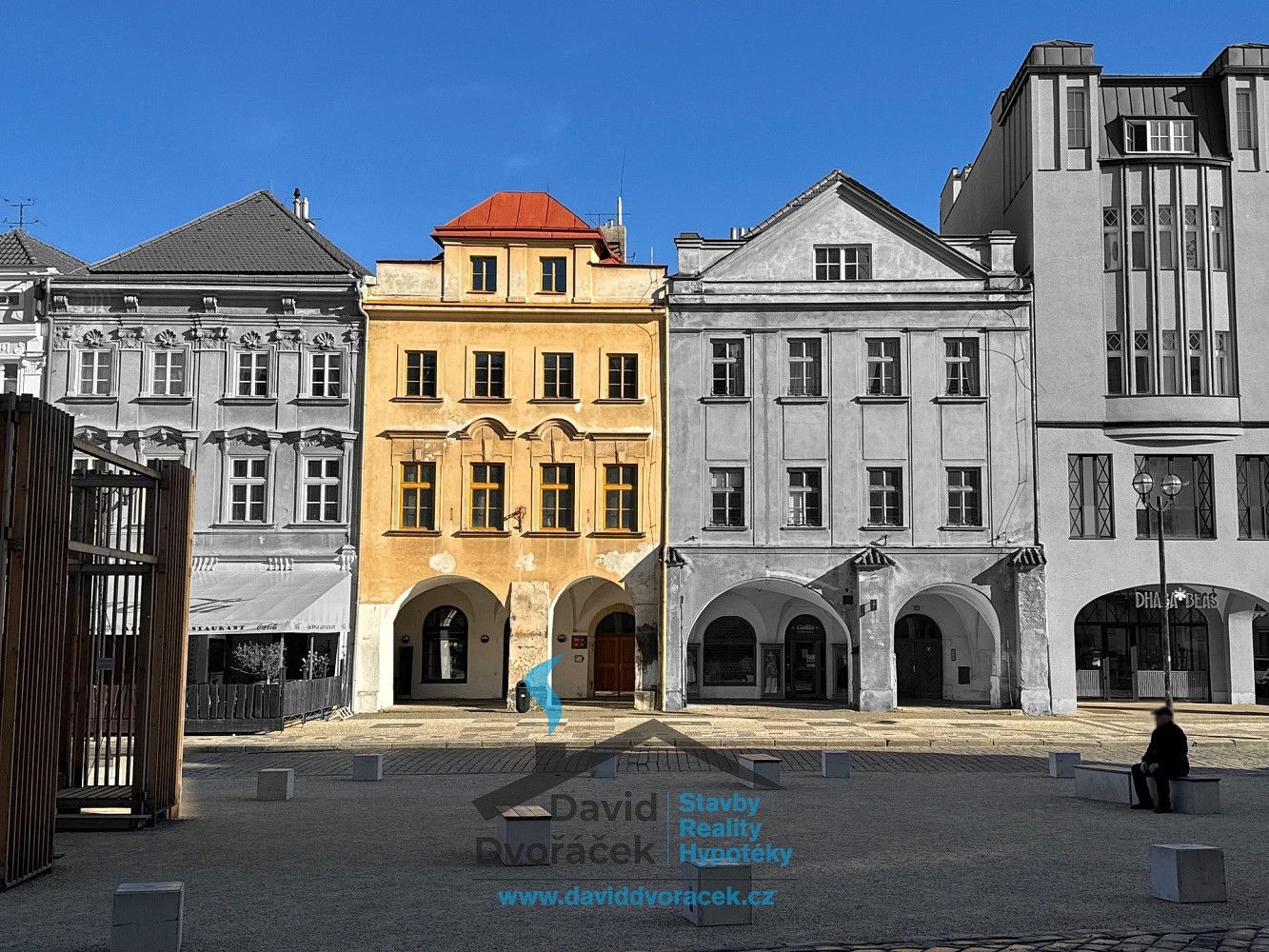 Prodej nájemního domu, činžáku 665 m² — photo 2
