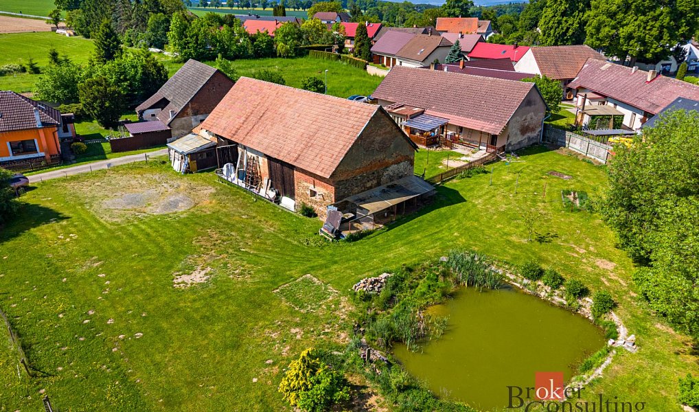 Prodej domu 132 m² s pozemkem 589 m², Tis – náhled fotky 10
