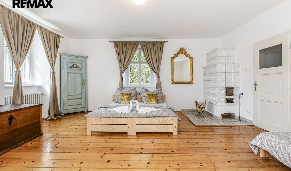 Prodej ubytovacího objektu 804 m², Předslavice – náhled fotky 6