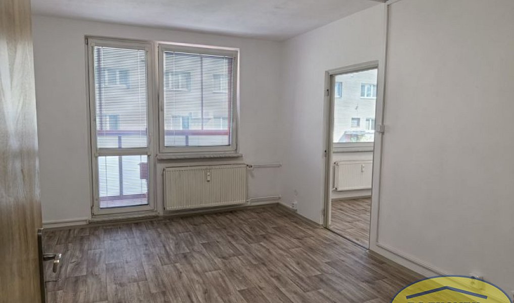 Pronájem bytu 3+1 61 m², Hulín – náhled fotky 3