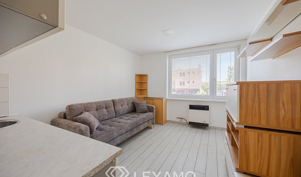 Pronájem bytu 1+kk 21 m², Znojmo – náhled fotky 8