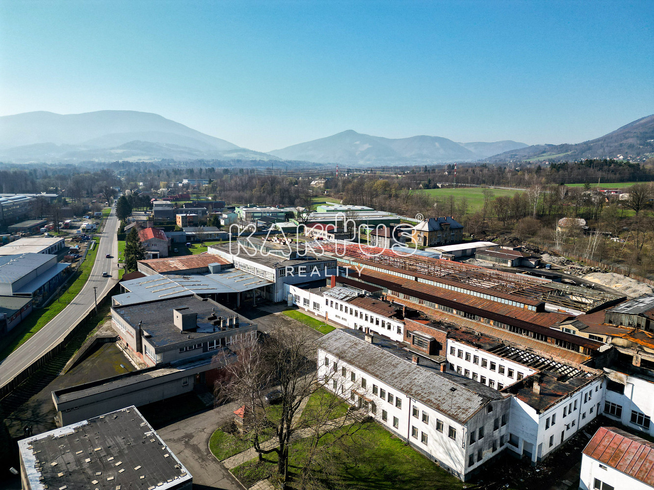 Pronájem obchodních prostor 800 m² — photo 4