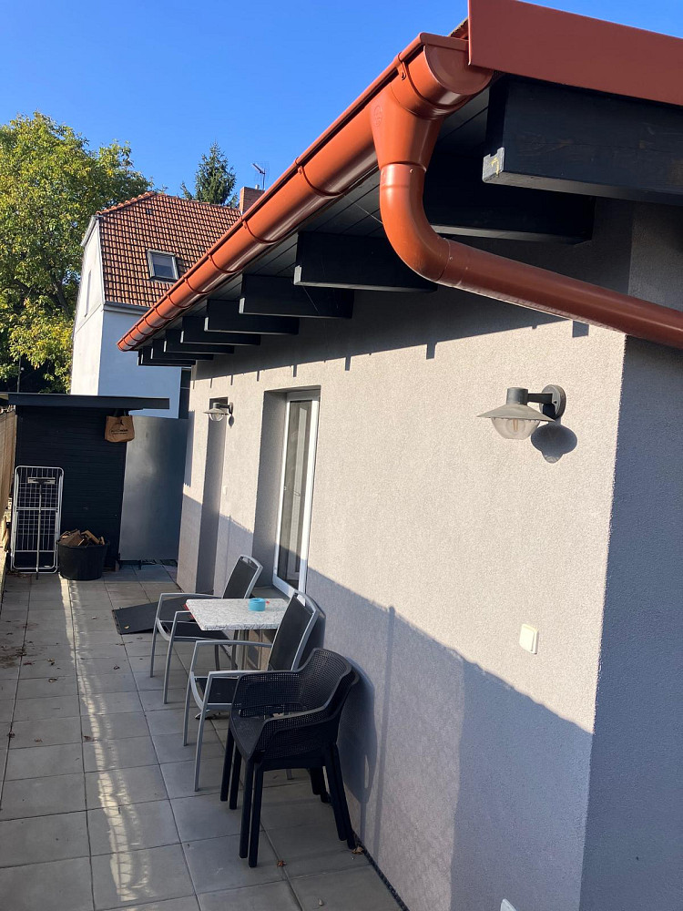 Pronájem domu (jiného typu) 32 m² s pozemkem 65 m²
