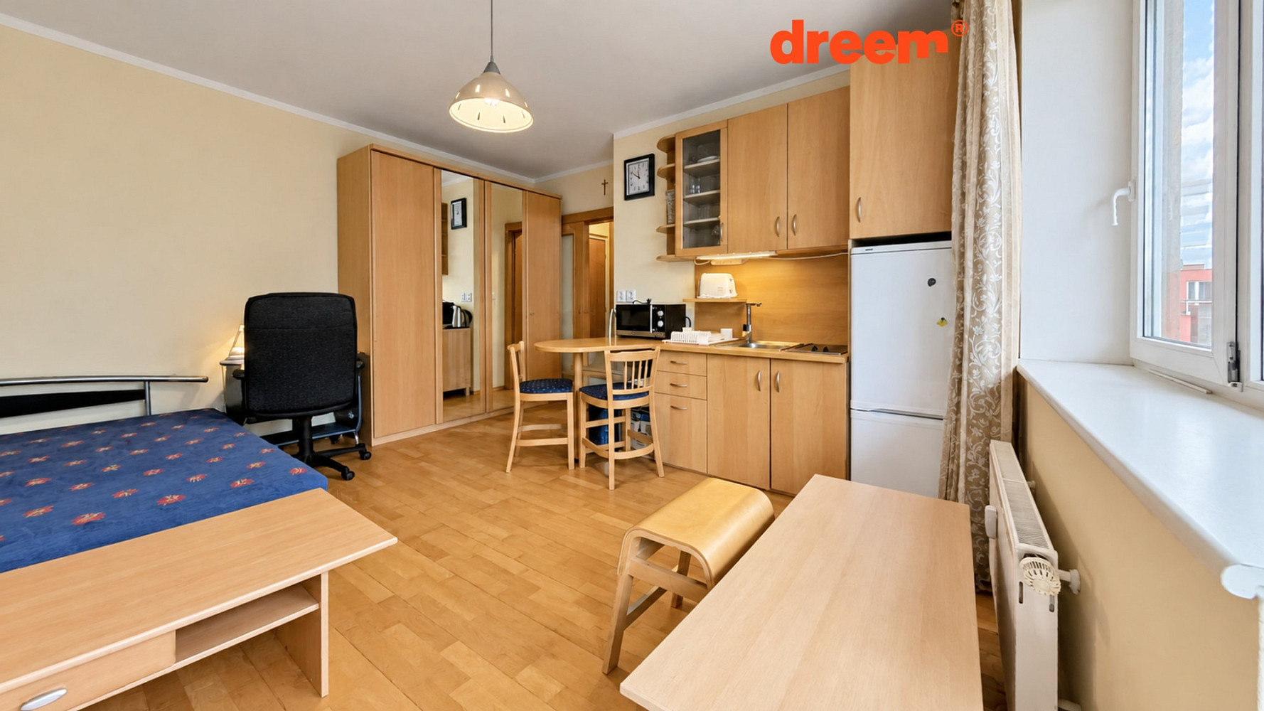Pronájem bytu 1+kk 25 m² – fotografie 2