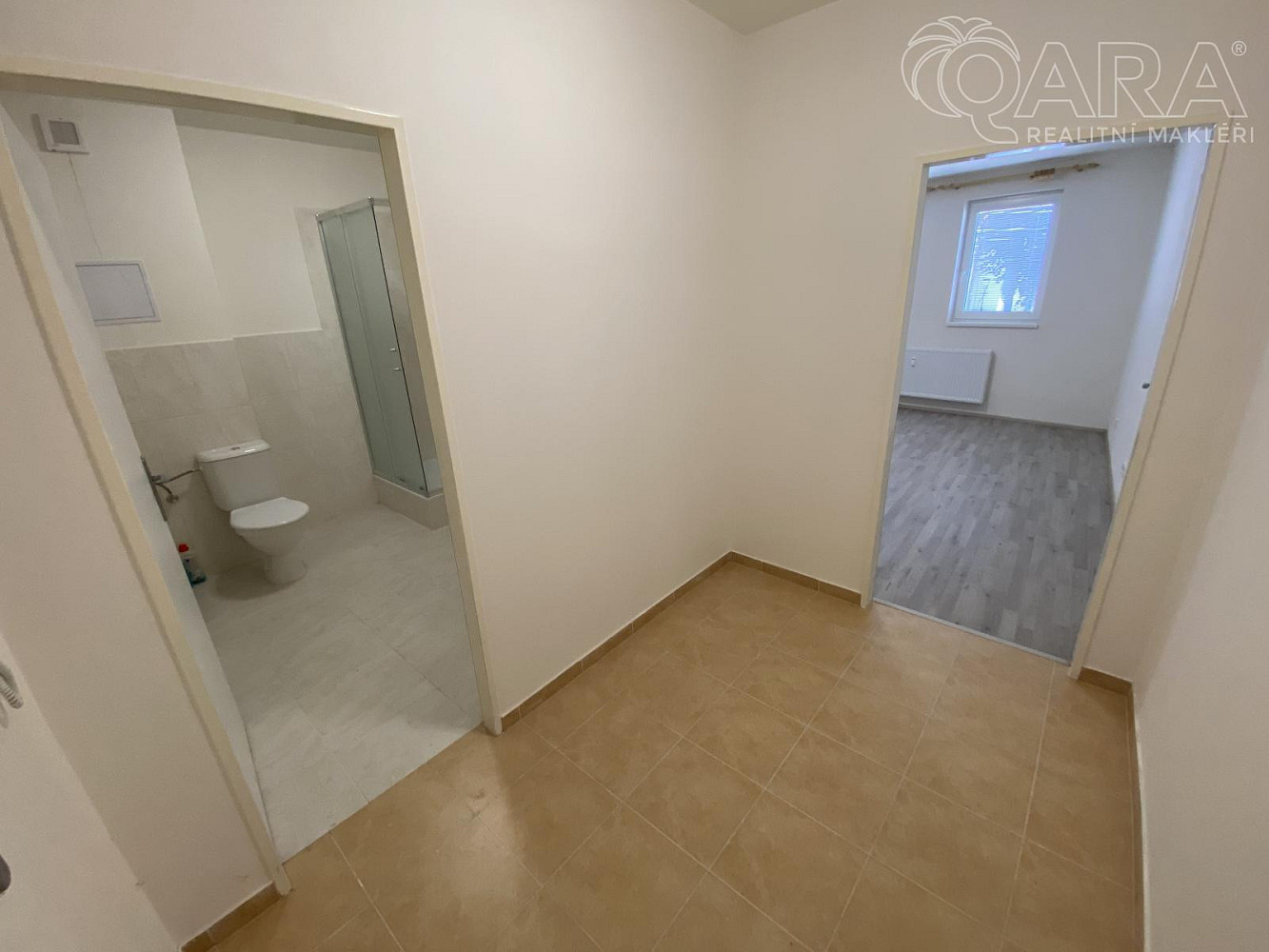 Pronájem bytu 1+kk 34 m² – fotografie 3