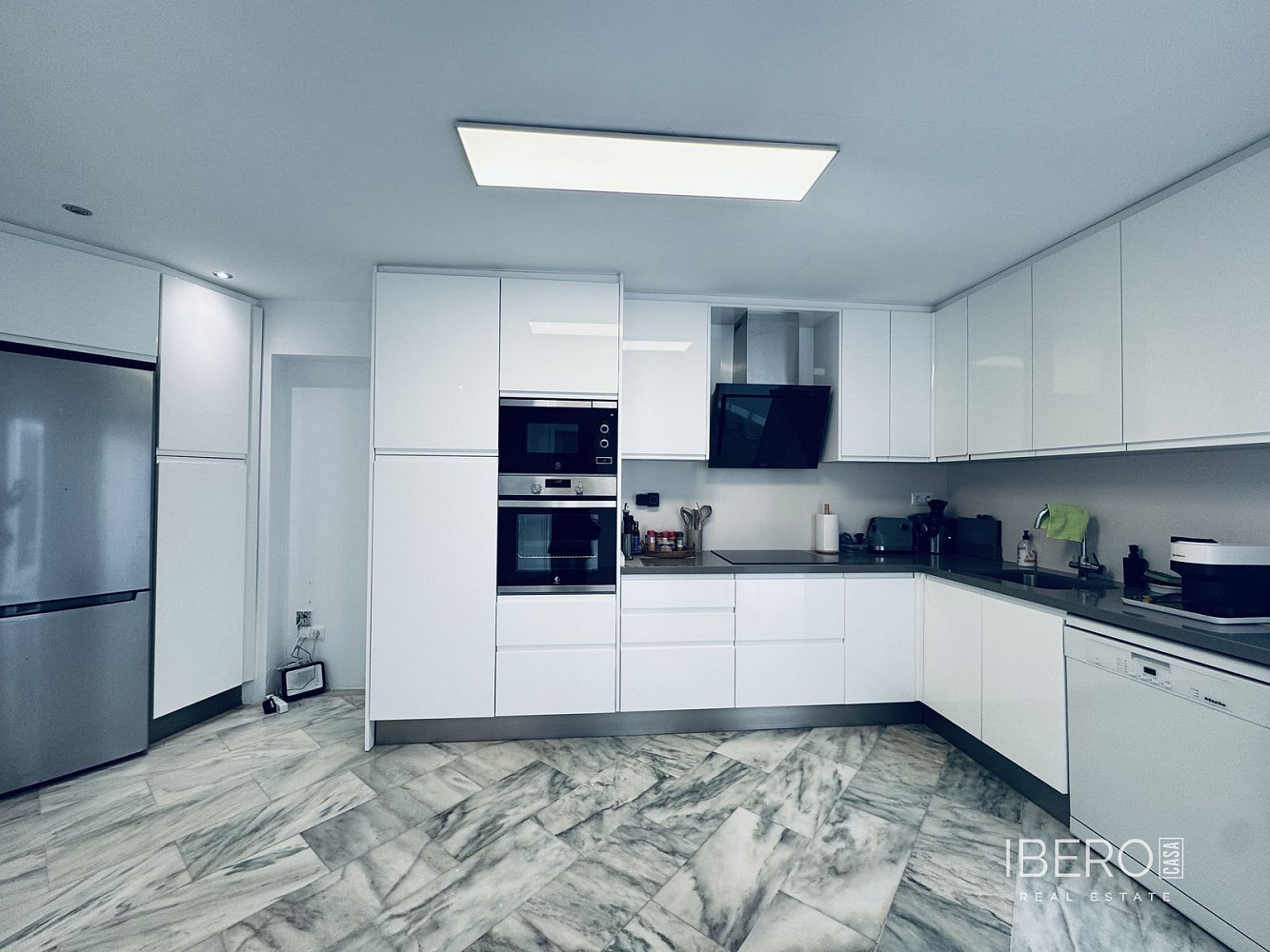 Piso 4+kk – Marbella, Barrio Alto - Más