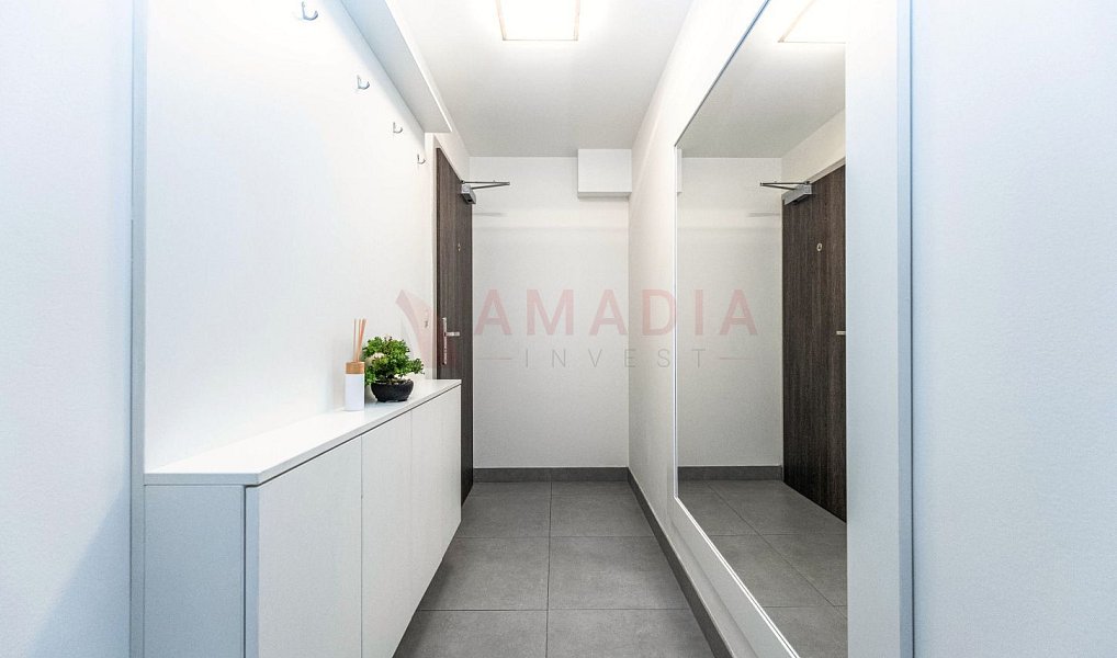 Prodej bytu 1+kk 80 m², Praha – náhled fotky 11