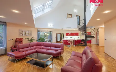 Prodej domu 350 m² s pozemkem 1 729 m², V Zahradách, Jirny - Nové Jirny, okres Praha-východ