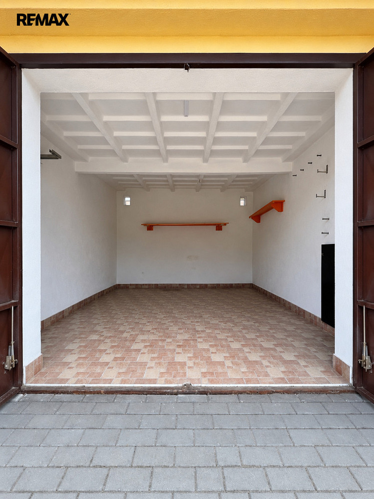 Garáž řeznovice-ivančice 22m2 — photo 3