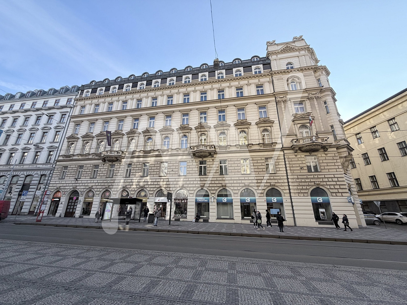 Pronájem kanceláře 189 m² — photo 2