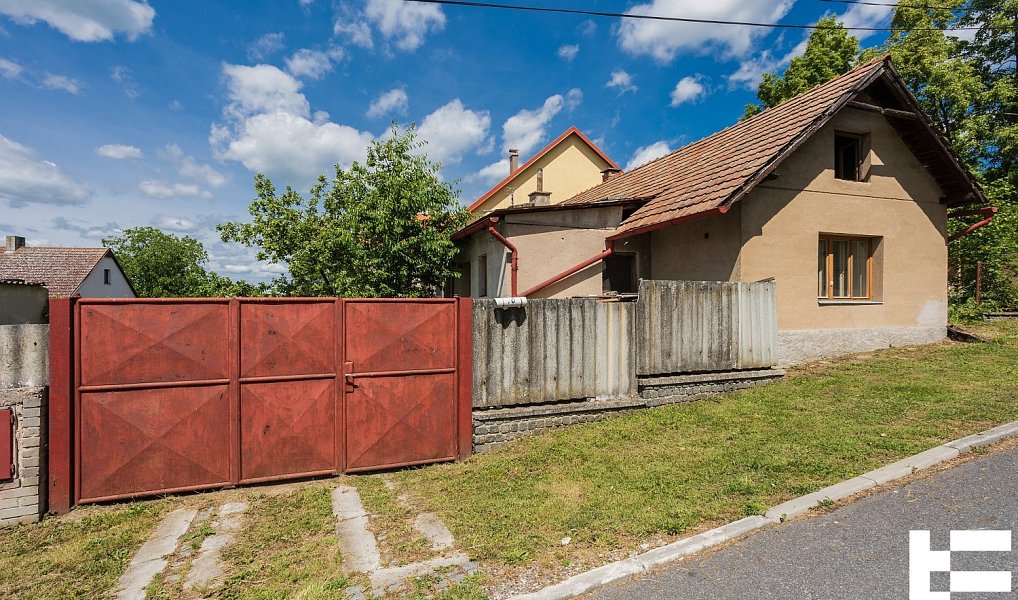 Prodej domu 86 m² s pozemkem 329 m², Hradčany – náhled fotky 4