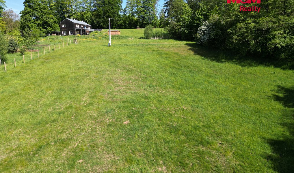 Prodej stavebního pozemku 1 794 m², Slaná – náhled fotky 6