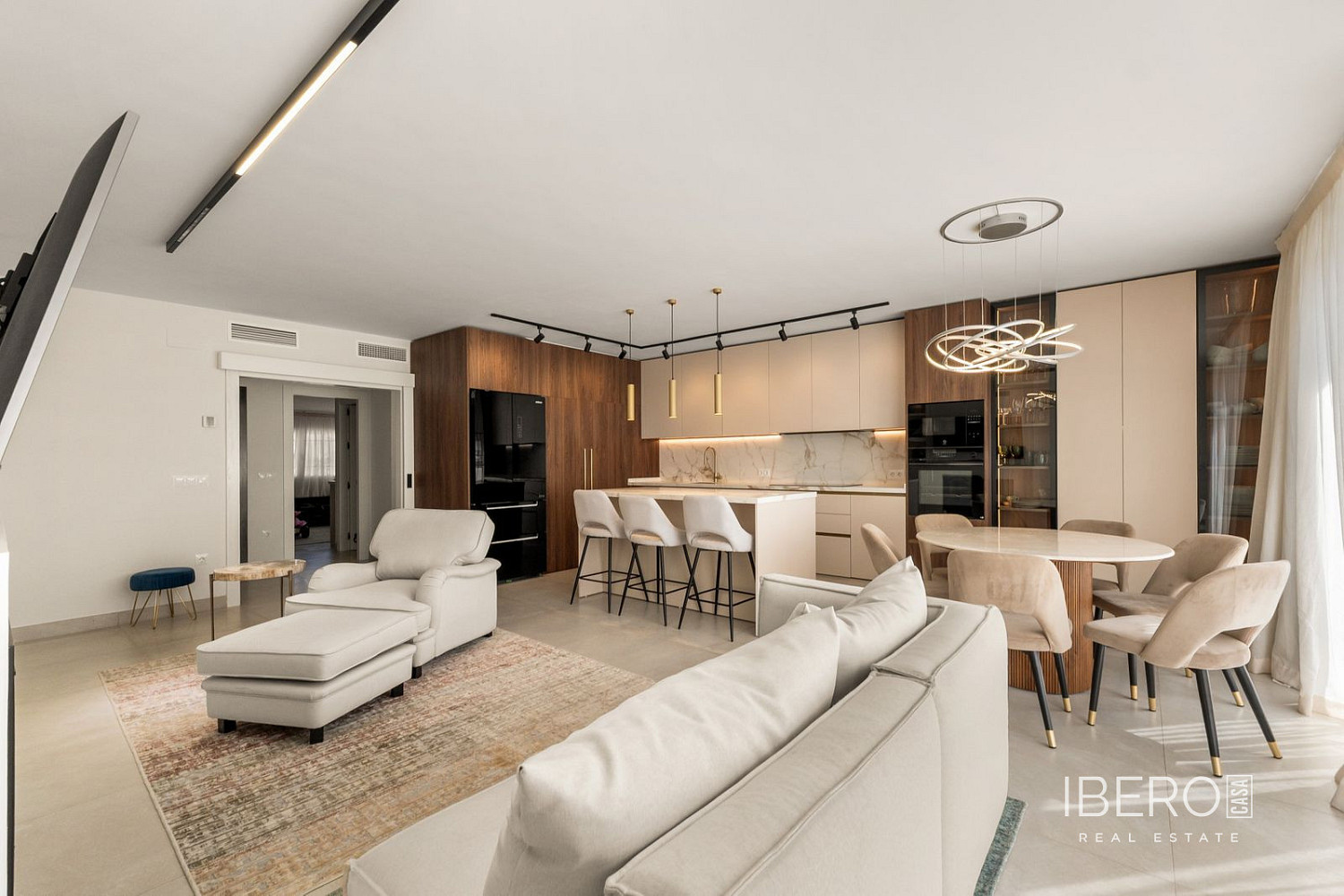 Casa 5+kk – Estepona, Barriada Islas Canarias - Más