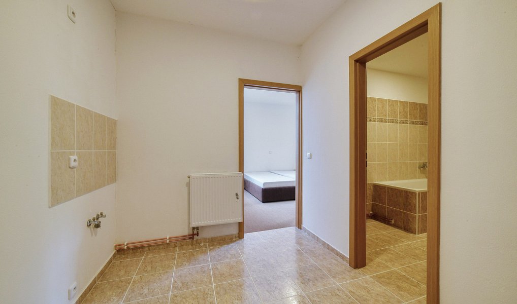 Prodej ubytovacího objektu 899 m², Mariánské Lázně – náhled fotky 34