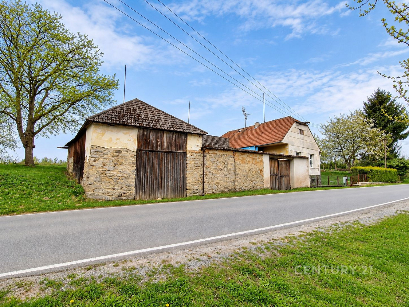 Prodej domu 104 m² s pozemkem 666 m² – fotografie 3