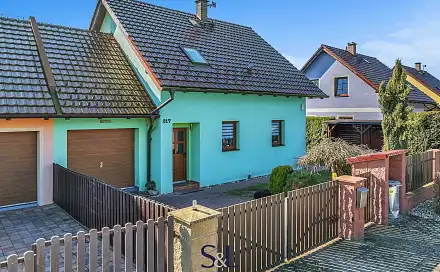 Prodej domu 150 m² s pozemkem 531 m², Jičín - Robousy
