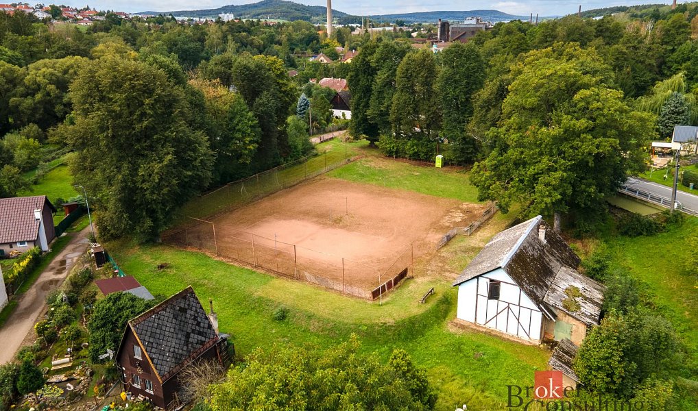 Prodej stavebního pozemku 4 083 m², Hrádek – náhled fotky 3
