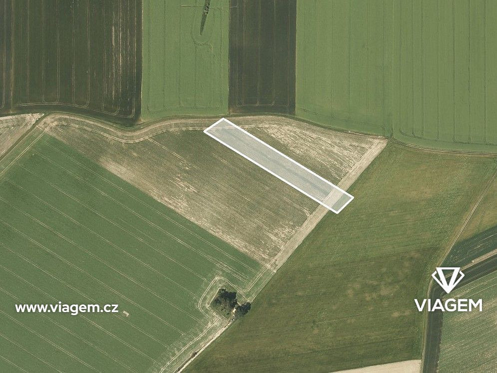 Prodej pole 1 083 m² – fotografie 2