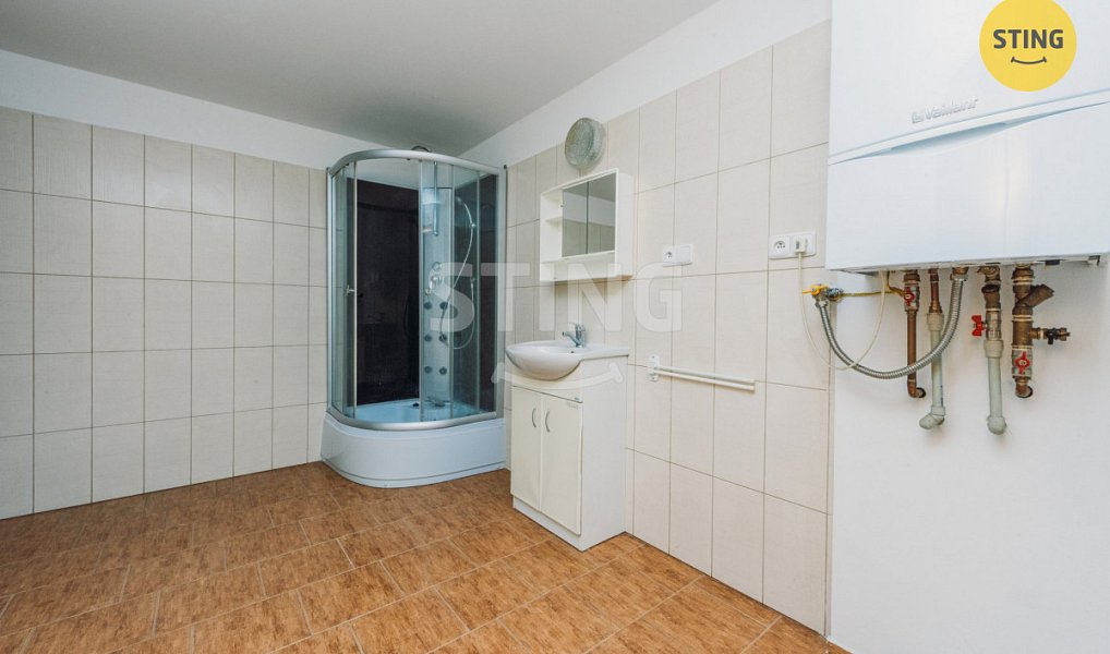 Prodej domu 272 m² s pozemkem 5 189 m², Stará Paka – náhled fotky 12