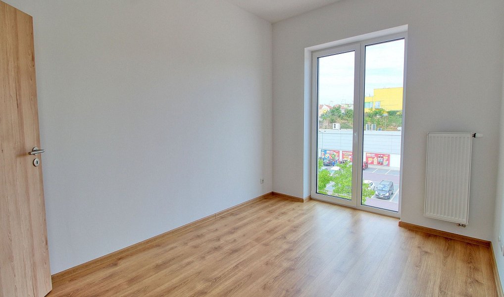 Pronájem bytu 4+kk 106 m², Znojmo – náhled fotky 3
