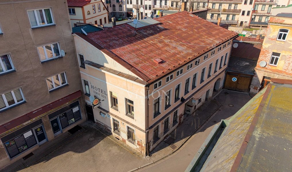 Prodej domu 421 m² s pozemkem 444 m², Broumov – náhled fotky 33