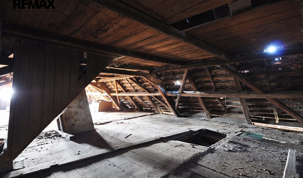 Prodej domu 300 m² s pozemkem 1 942 m², Úštěk – náhled fotky 32