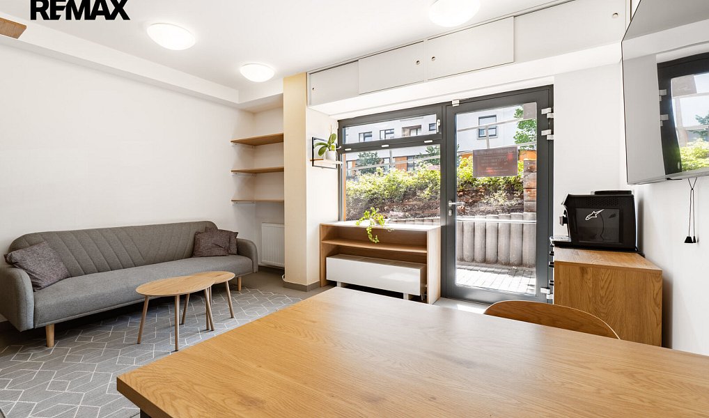 Pronájem kanceláře 29 m², Praha – náhled fotky 4