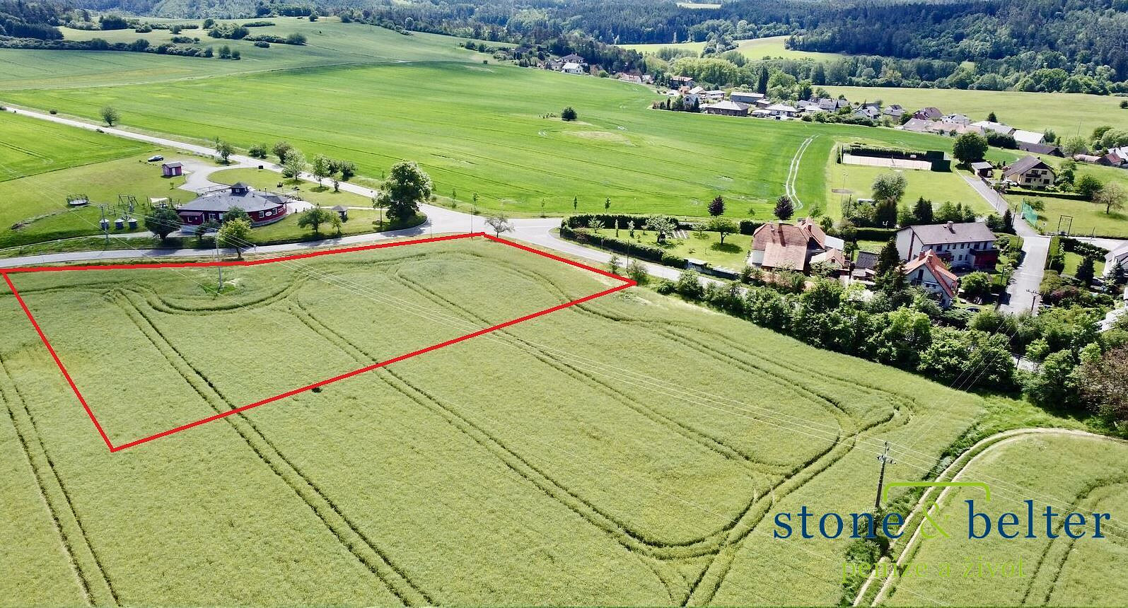 Prodej pole 4 240 m² – fotografie 3