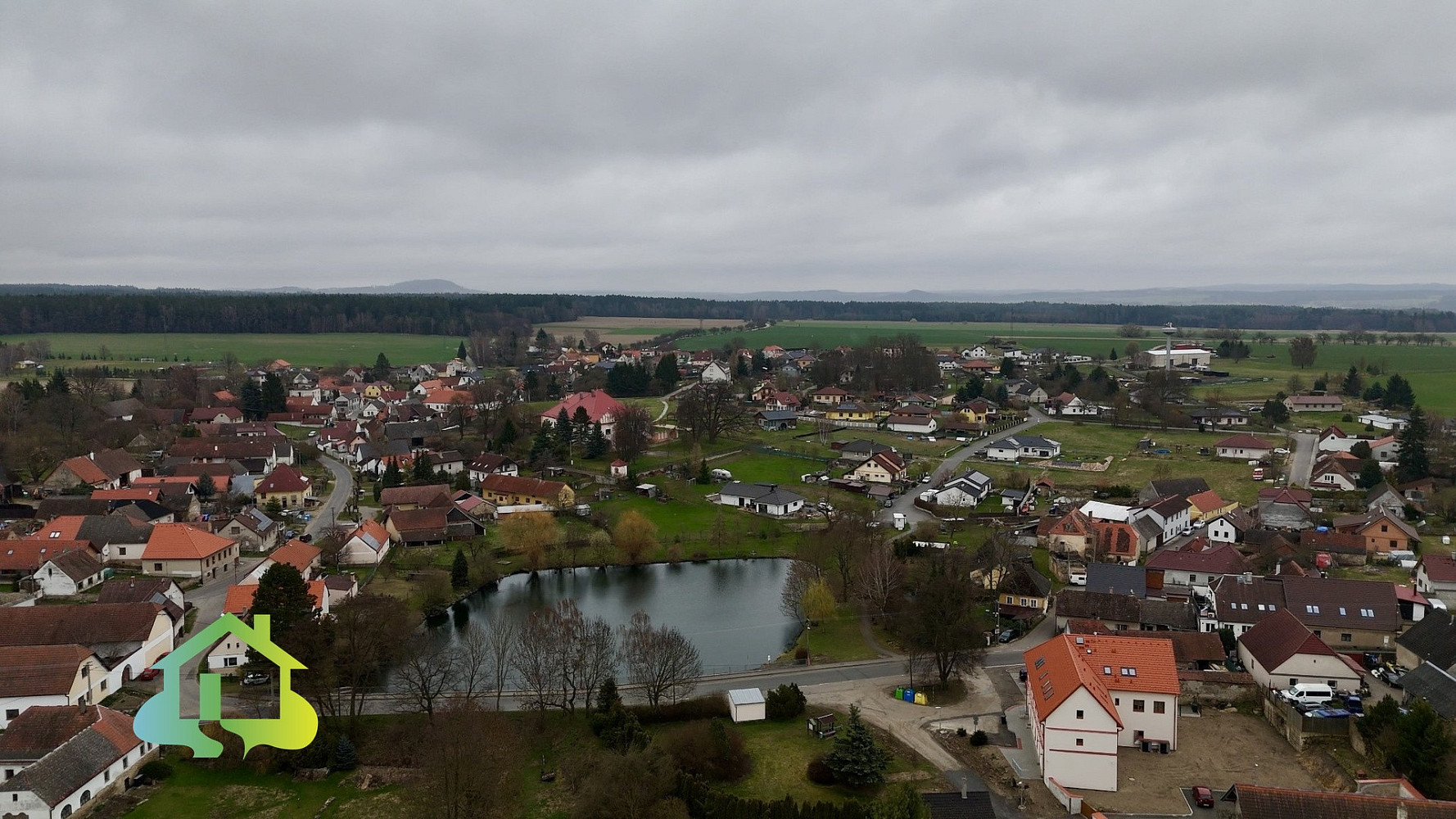 Prodej stavebního pozemku 600 m² – fotografie 3