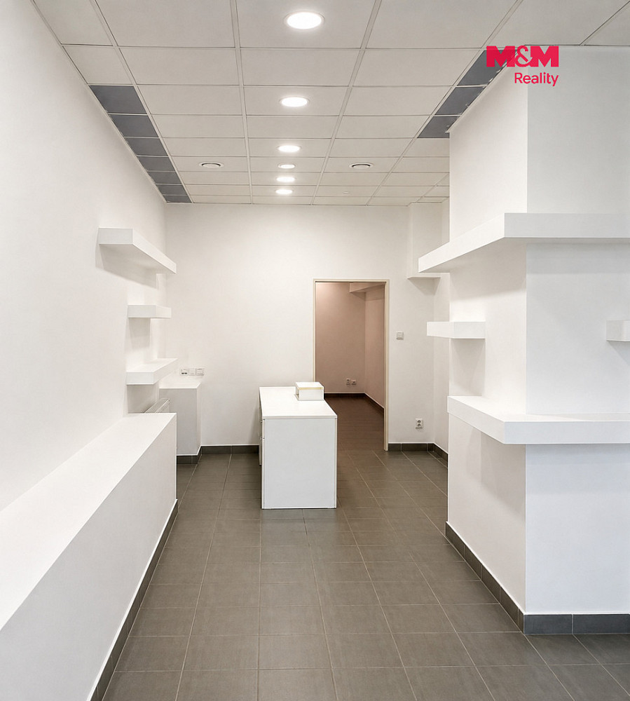 Pronájem obchodních prostor 63 m² – fotografie 2